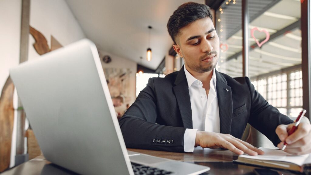 melhores-praticas-de-backoffice-como-estruturar-uma-retaguarda-que-sustenta-escala-consultoria-thompson-tmh